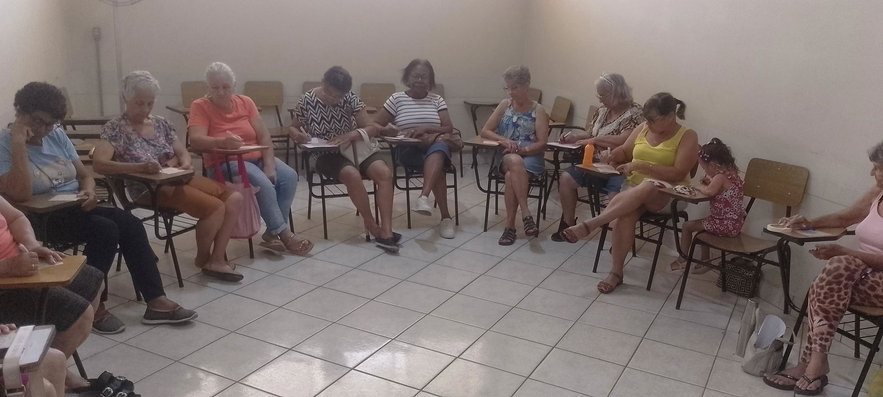 Atividade de Lazer com Bingo Gratuito