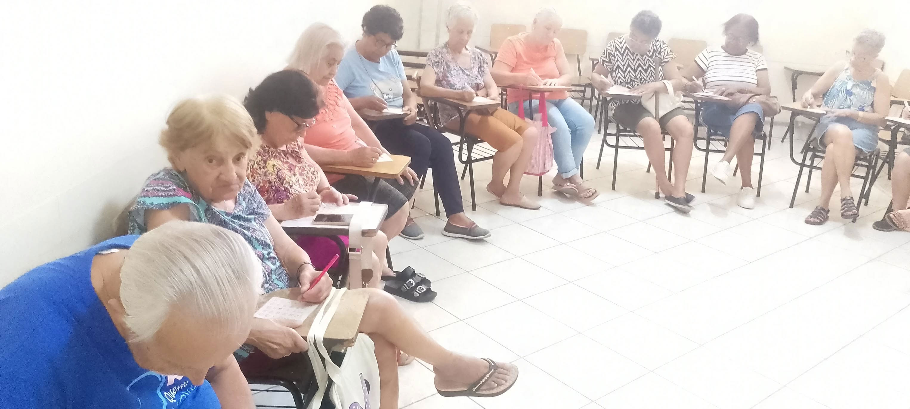 Atividade de Lazer com Bingo Gratuito