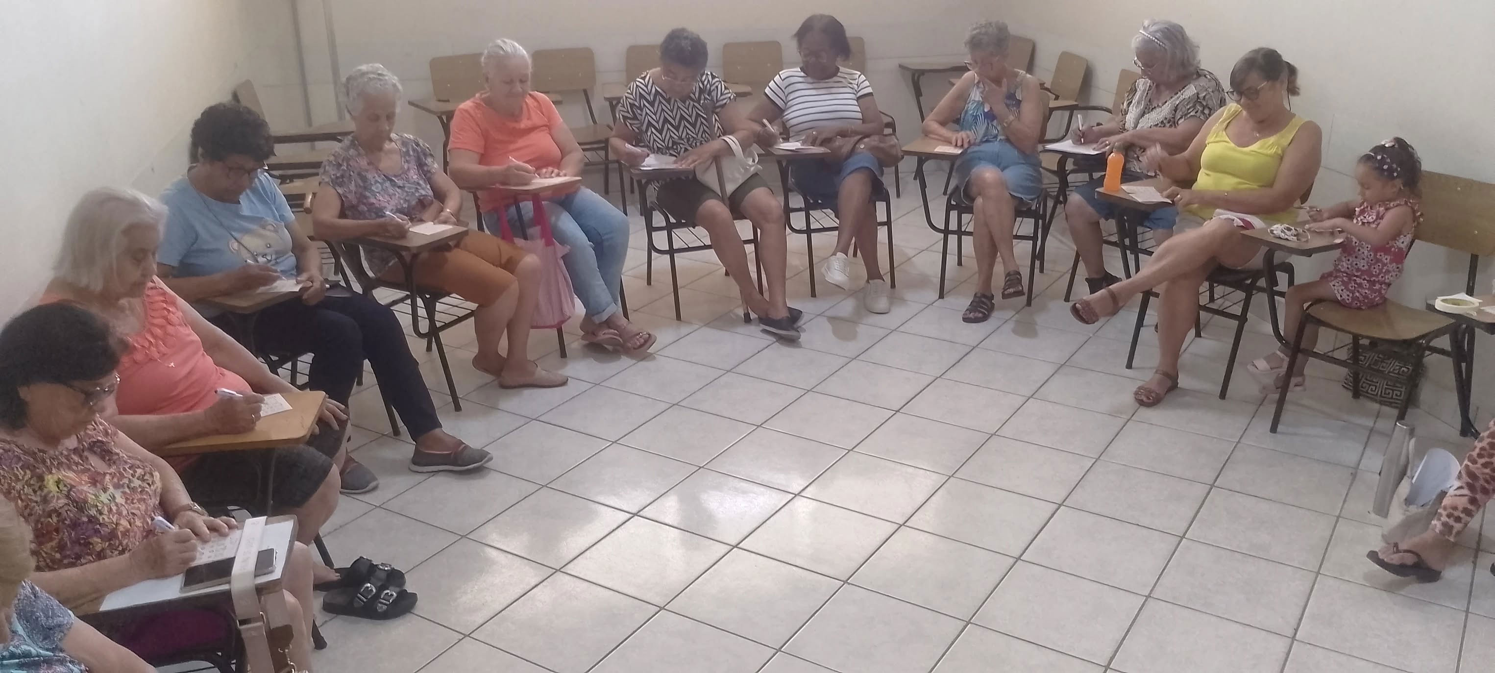 Atividade de Lazer com Bingo Gratuito